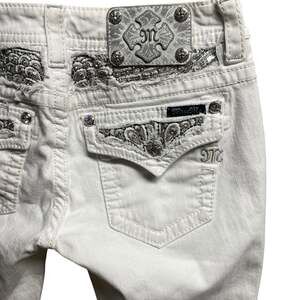 Miss Me White Bootcut Jeans 27 Sequin Angel Wing Bling Flap Pocket JP5974B4V